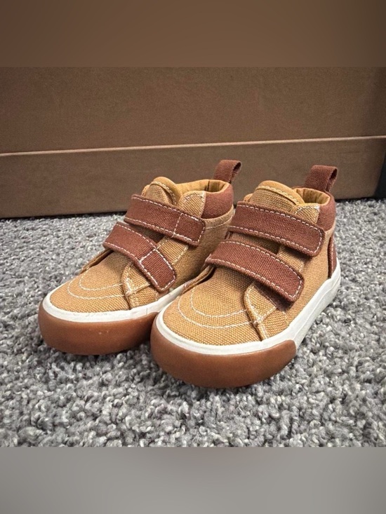 Old Navy Other - Toddler old navy khaki Canvas High-Top Sneakers with Double Velcro Straps
